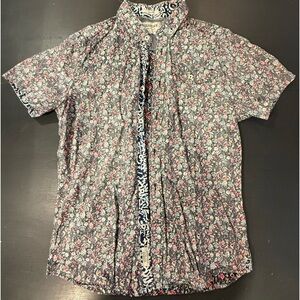 Heritage Collection Button Up Short Sleeve Shirt Men’s Medium